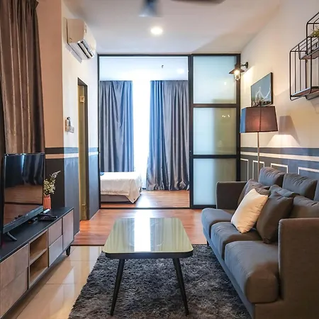 Itcc Manhattan Suites By Calvin Donggongon Exterior photo
