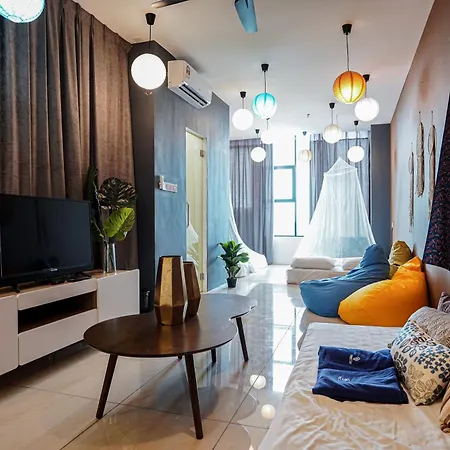 Itcc Manhattan Suites By Calvin Donggongon Exterior photo