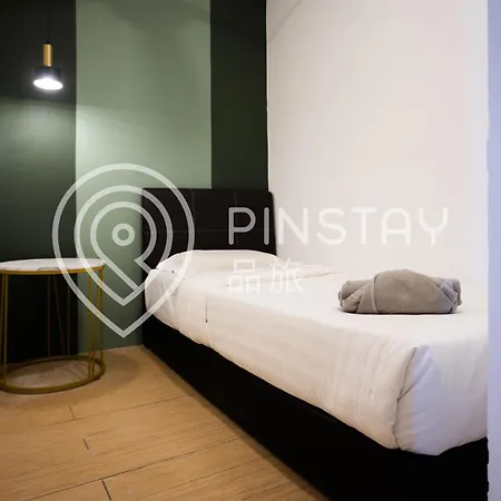 Itcc Manhattan Suites By Calvin Donggongon Exterior photo