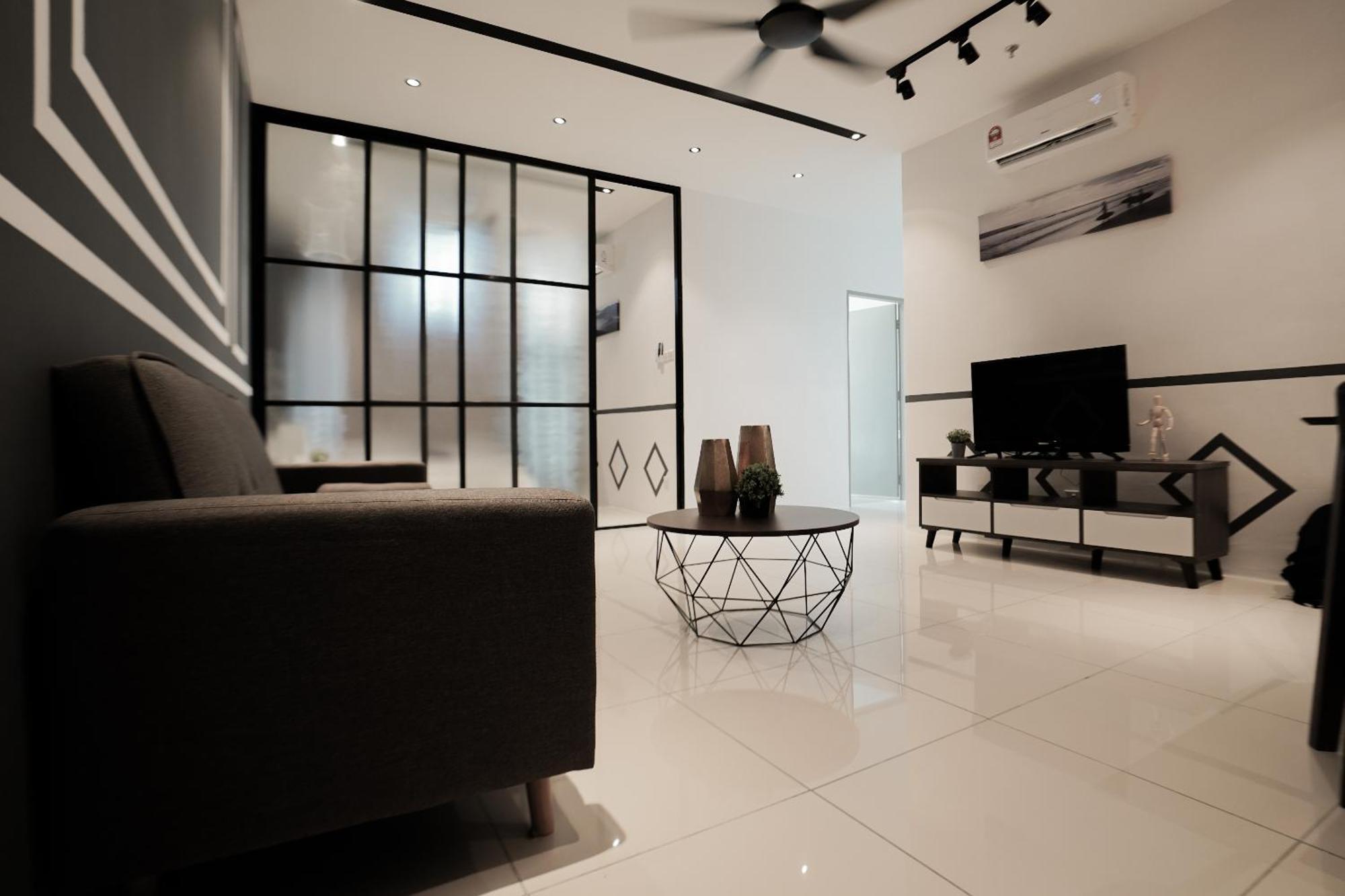 Itcc Manhattan By Calvin Donggongon