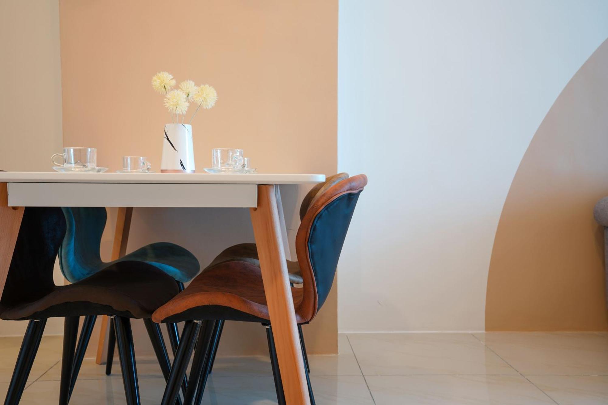 Apartment Itcc Manhattan By Calvin Donggongon