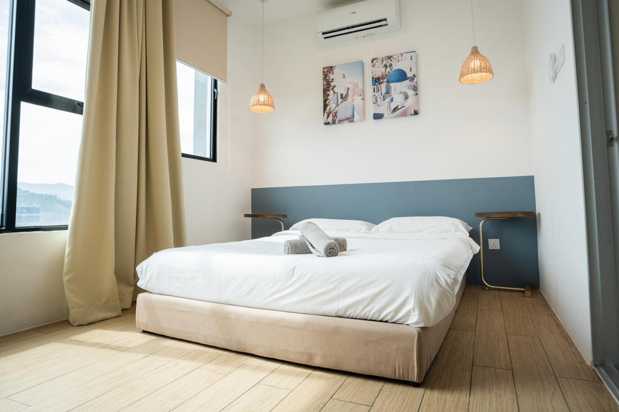Itcc Manhattan By Calvin Donggongon